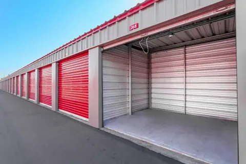 Security Public Storage photo 2
