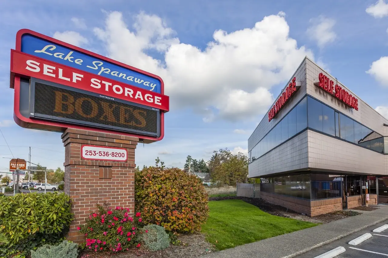Lake Spanaway Self Storage, RV storage in Tacoma