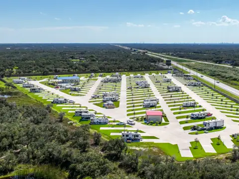 Reel Chill RV Resort in Rockport, TX