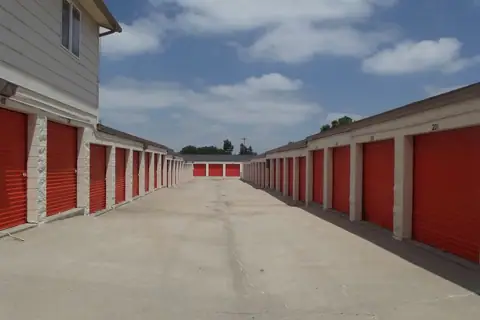 Public Storage photo 2