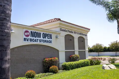 Santa Paula Self Storage photo 2