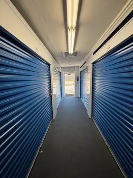 Street Smart Storage - Vass photo 2