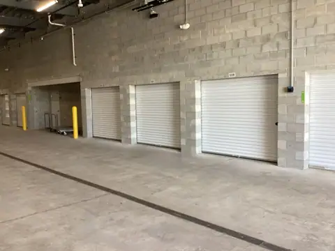 Devon Self Storage Joliet, Illinois photo 2