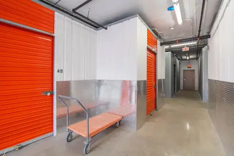 Public Storage photo 2