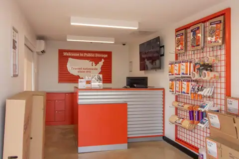 Public Storage photo 2