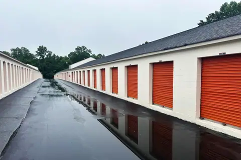 Public Storage photo 2
