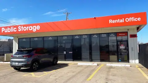 Public Storage in Arlington, TX