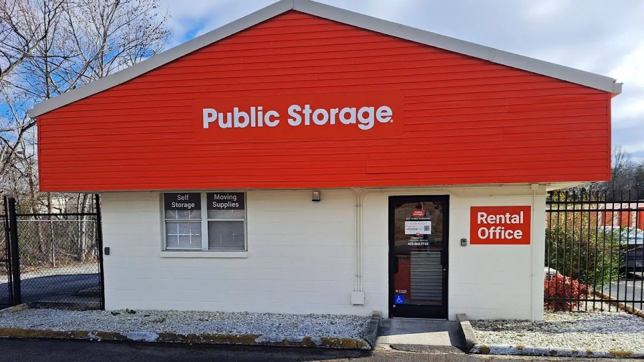 Public Storage, RV storage in Hixson
