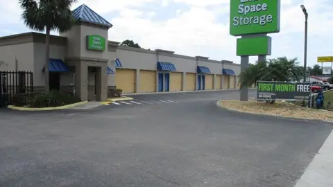 Extra Space Storage in St. Petersburg, FL