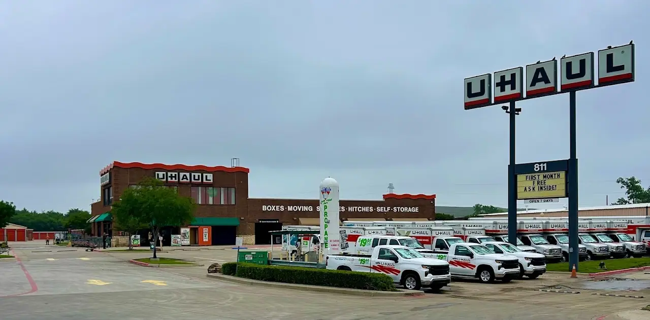 Self-Storage at U-Haul, RV storage in Lewisville