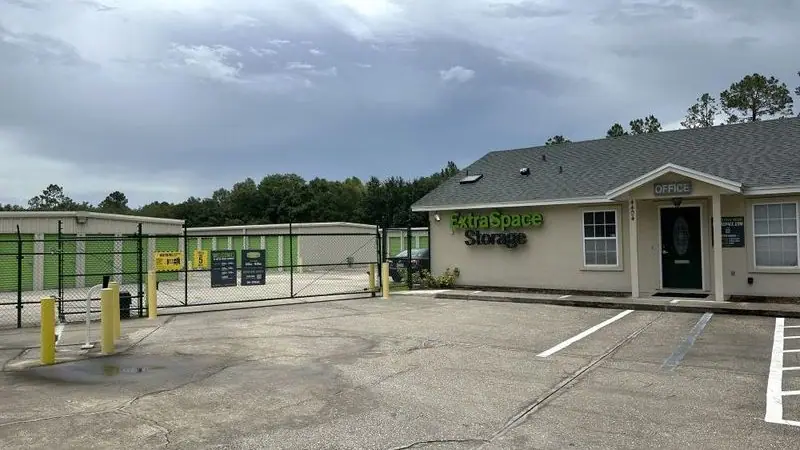 Extra Space Storage, RV storage in Middleburg