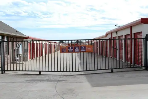 Public Storage photo 2