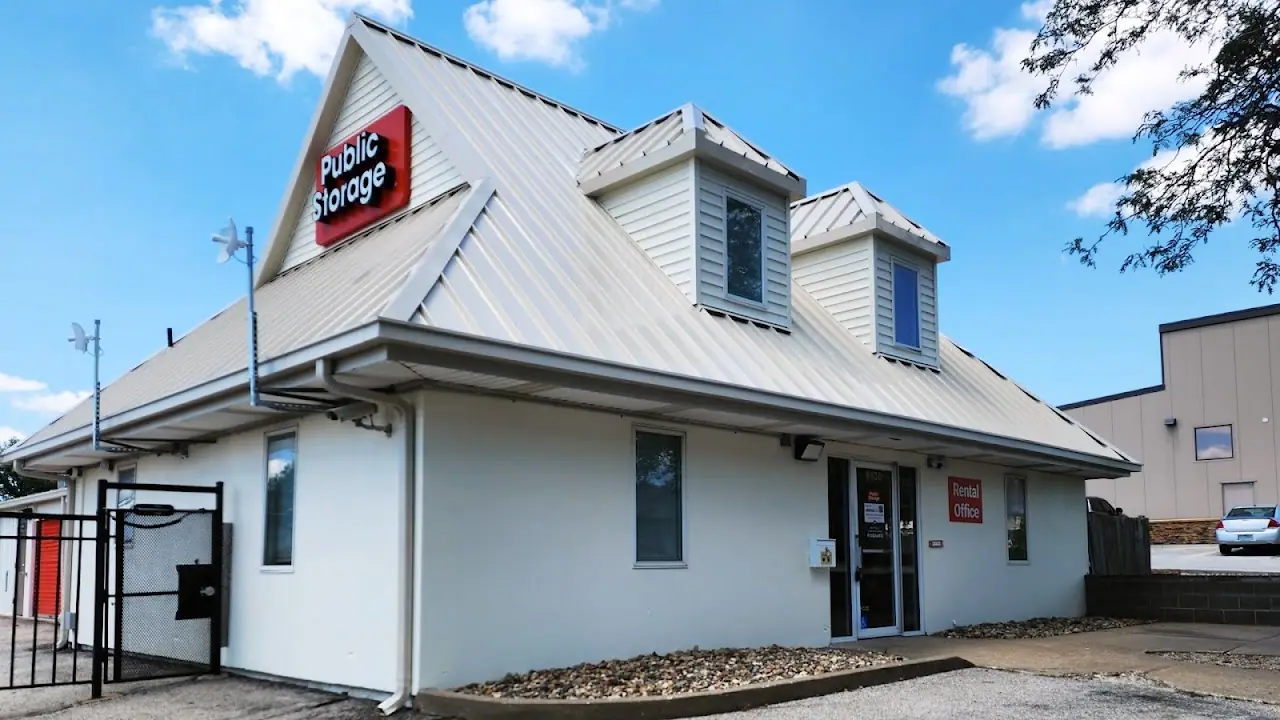 Public Storage, RV storage in Lenexa