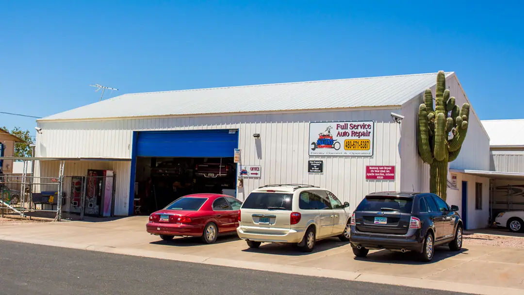 Mustang Auto Repair and RV Storage, RV storage in Apache Junction