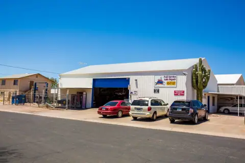 Mustang Auto Repair and RV Storage photo 2