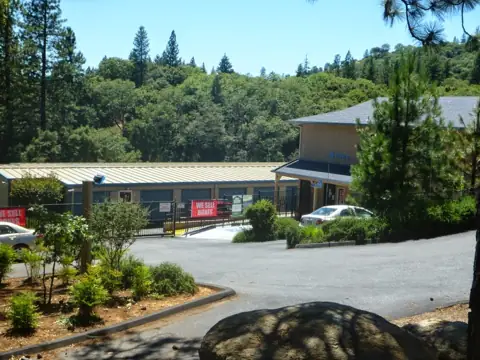Sierra Self Storage & U-Haul photo 2