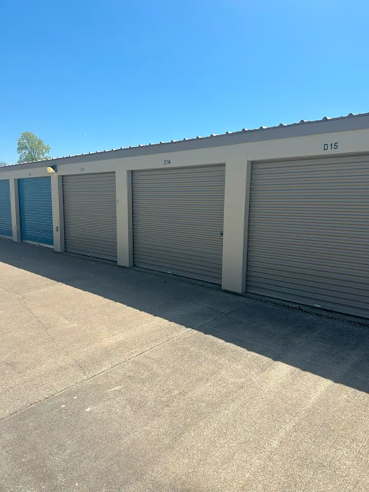 Prestige Storage - Vermilion (2650 Liberty Ave.), RV storage in Vermilion