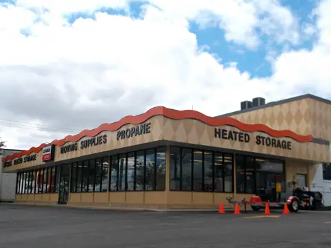 Self-Storage at U-Haul in Aurora, IL