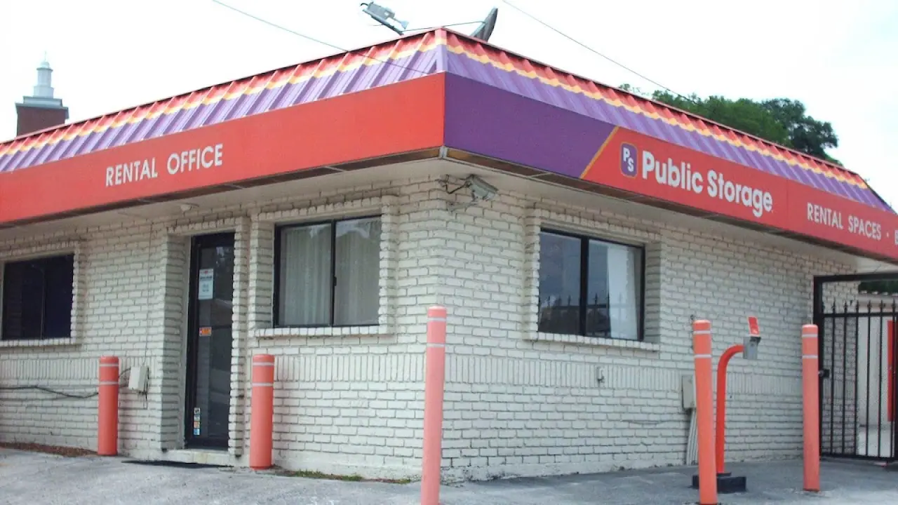 Public Storage, RV storage in Hixson