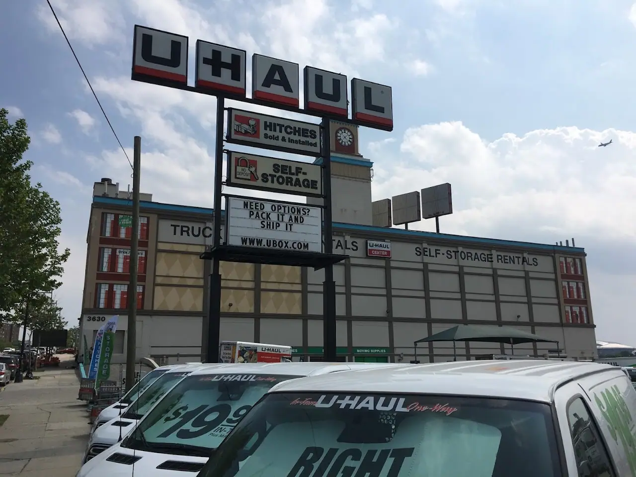 Self-Storage at U-Haul, RV storage in Flushing