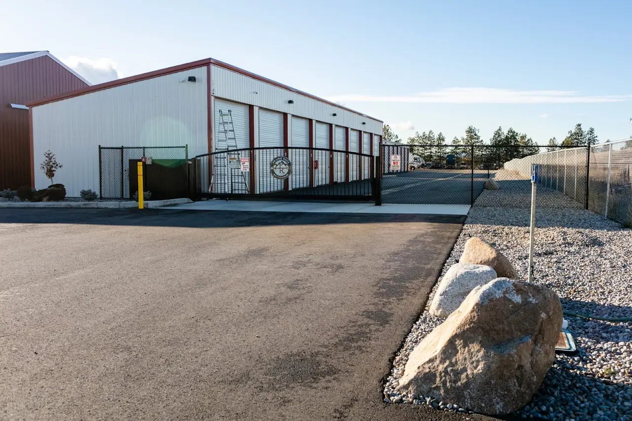Giant Storage, RV storage in Post Falls