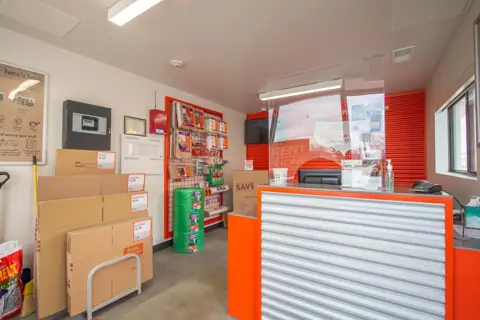 Public Storage photo 2