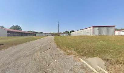 Lock N Roll Storage, RV storage in Holden