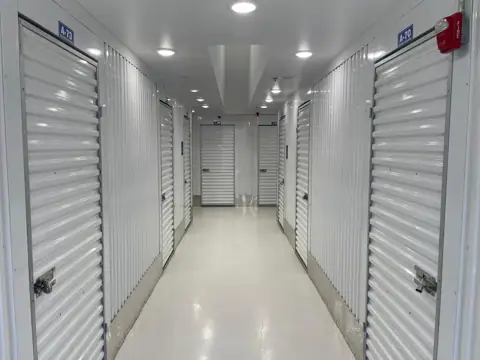 Public Storage photo 2