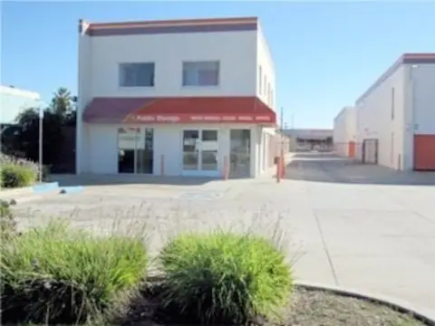 Public Storage photo 2