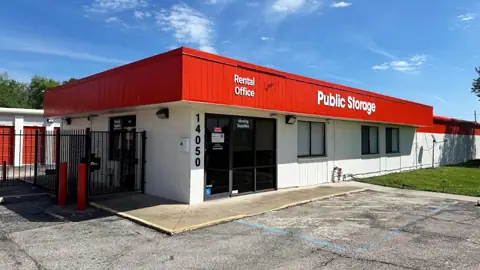 Public Storage photo 2