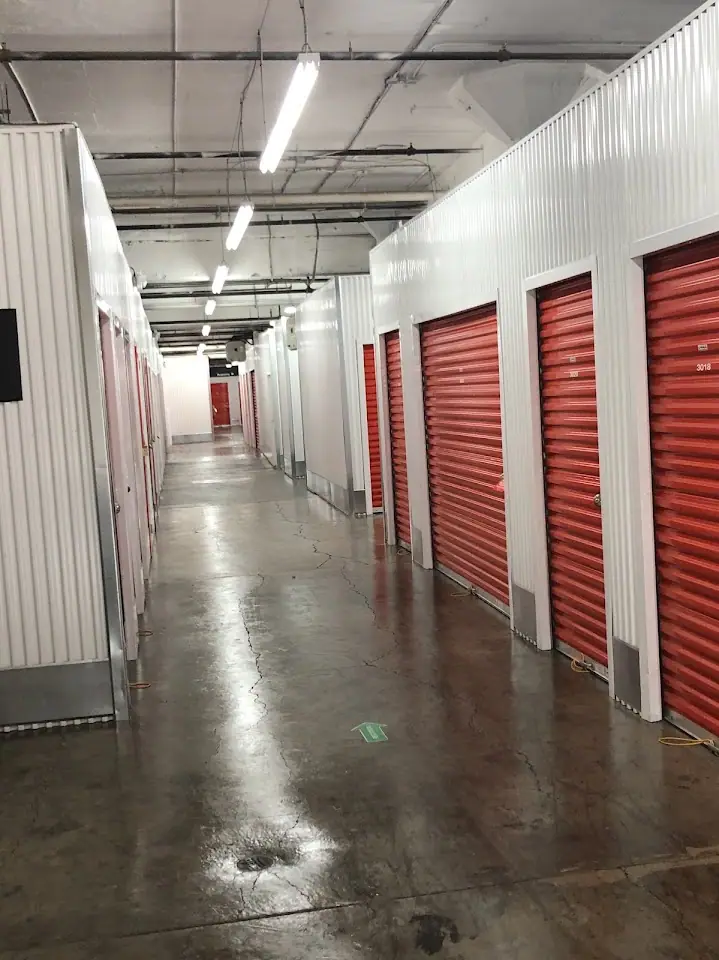 Self-Storage at U-Haul, RV storage in Youngstown