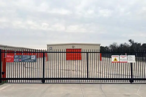 Public Storage photo 2