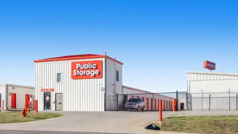 Public Storage photo 2
