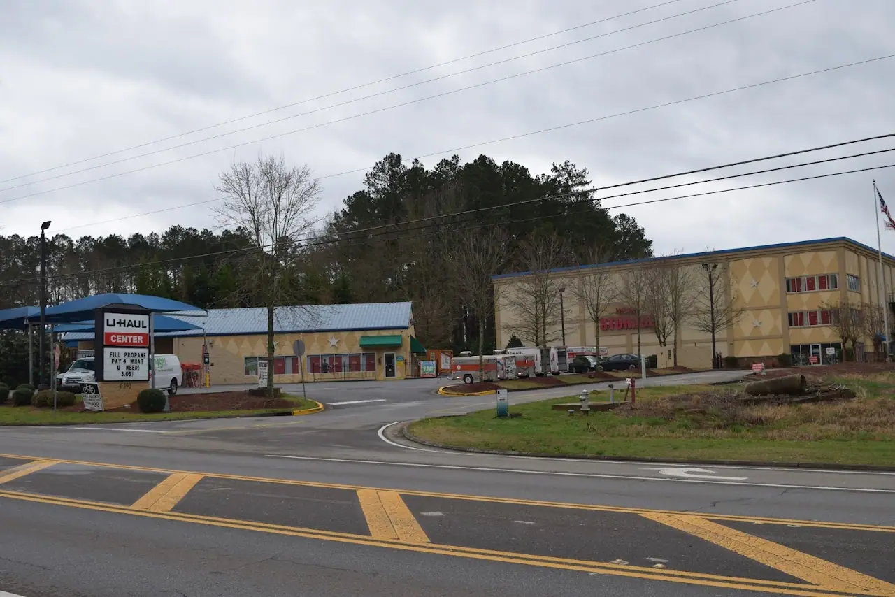 Self-Storage at U-Haul, RV storage in Holly Springs