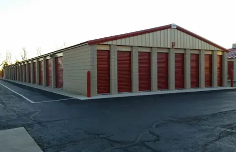 Pirates Cove Storage Ann Arbor photo 2