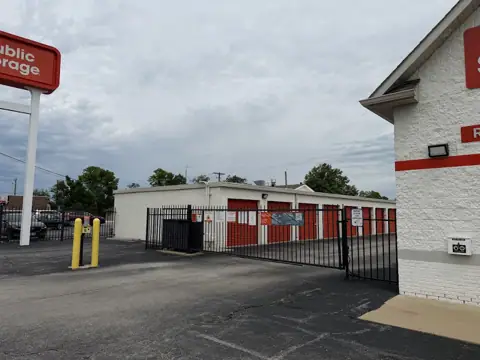 Public Storage photo 3