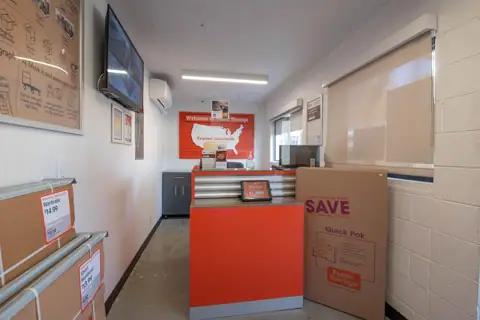 Public Storage photo 3