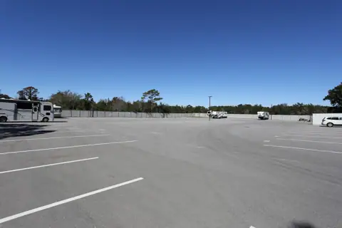 Gulf Breeze Storage Boat & RV Parking photo 2