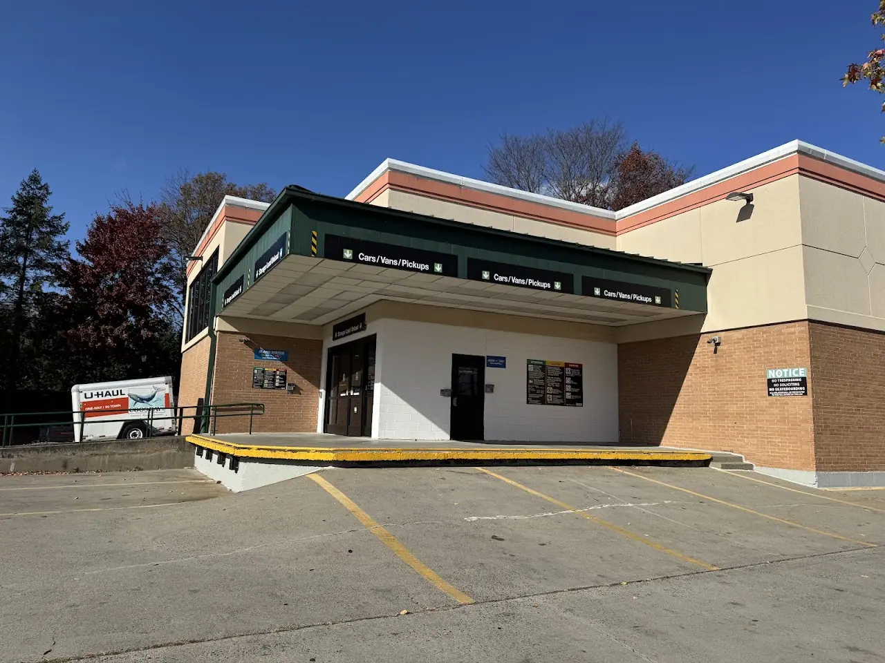 Self-Storage at U-Haul, RV storage in Nanuet