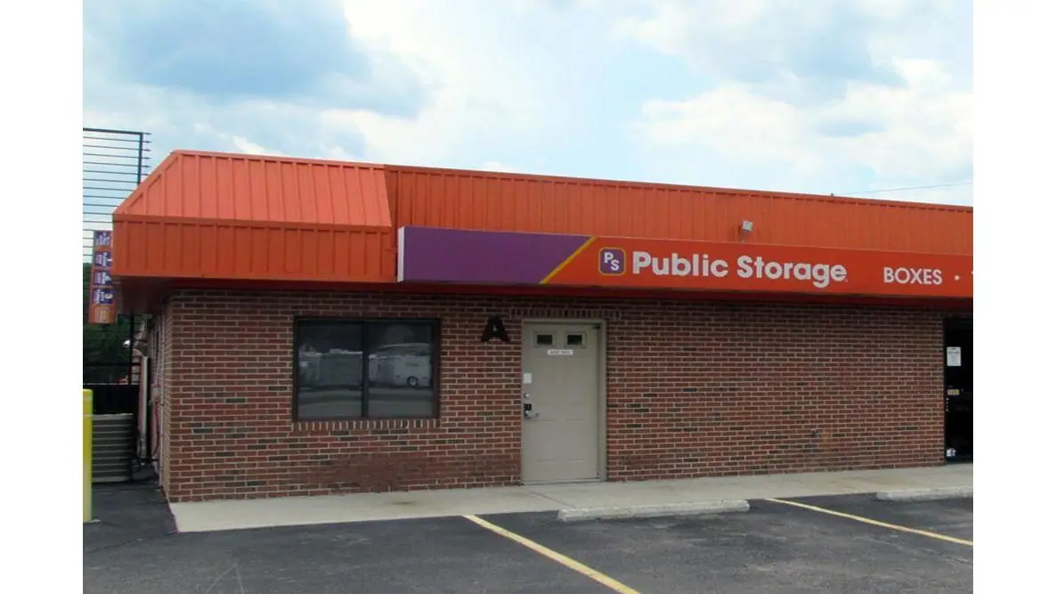 Public Storage, RV storage in Richmond