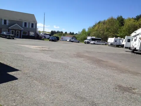 RV & Motorhome Storage & Sales @ Bobby D' Motors photo 2