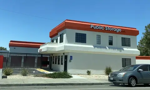 Public Storage photo 3