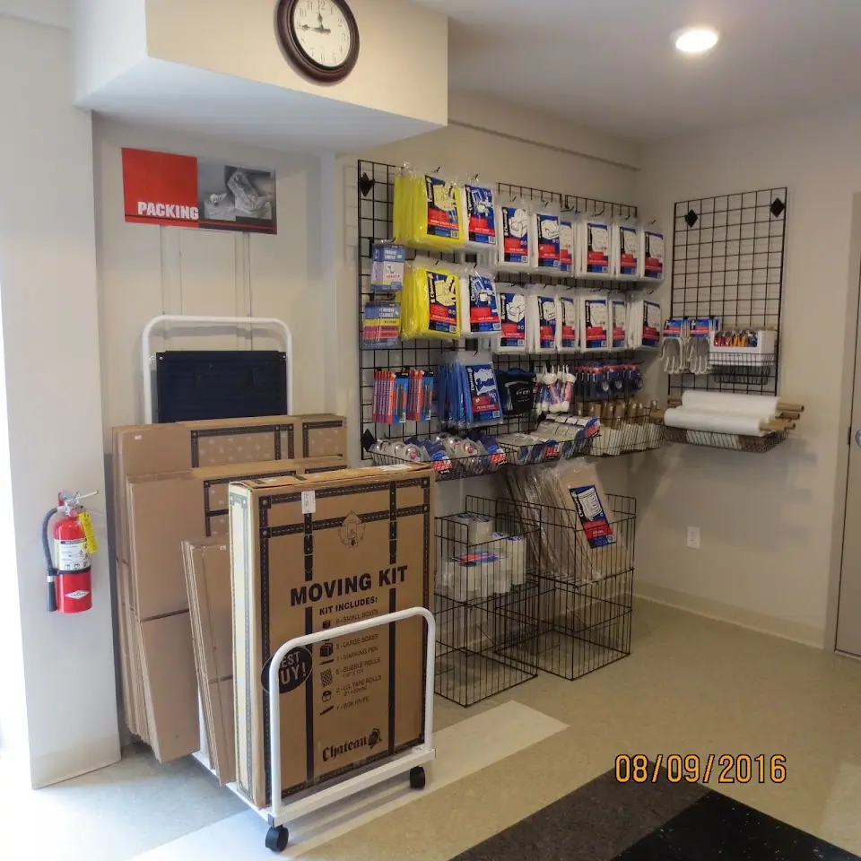 Load N Lock Self Storage - Fort Atkinson, RV storage in Fort Atkinson
