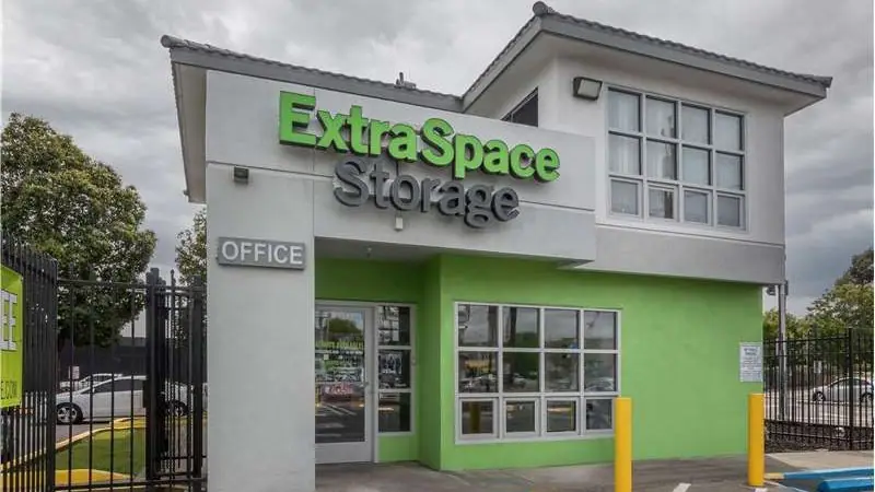 Extra Space Storage, RV storage in Oakland