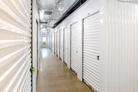 Mini Mall Storage - Elizabethton photo 2
