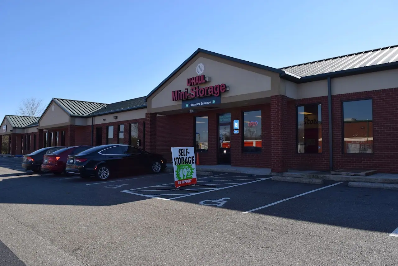 Self-Storage at U-Haul, RV storage in Cumming