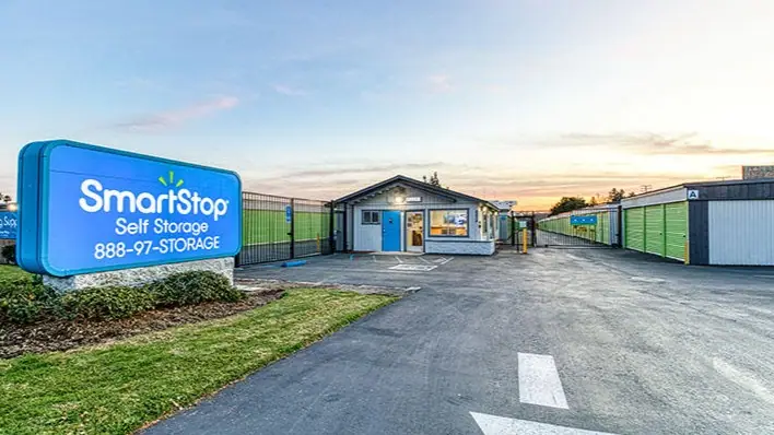 SmartStop Self Storage, RV storage in La Verne