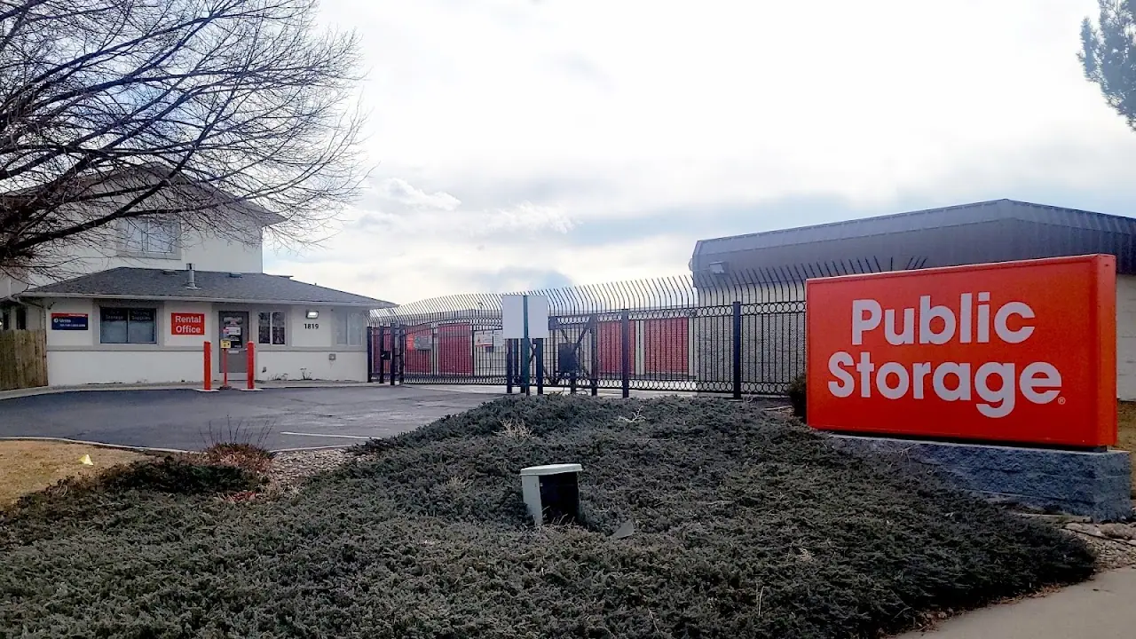 Public Storage, RV storage in Longmont