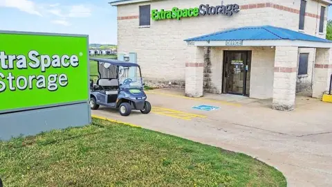 Extra Space Storage in Broken Arrow, OK