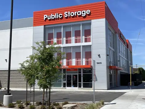 Public Storage photo 2